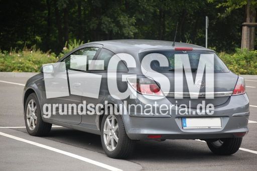 Opel Astra GTC_4.JPG